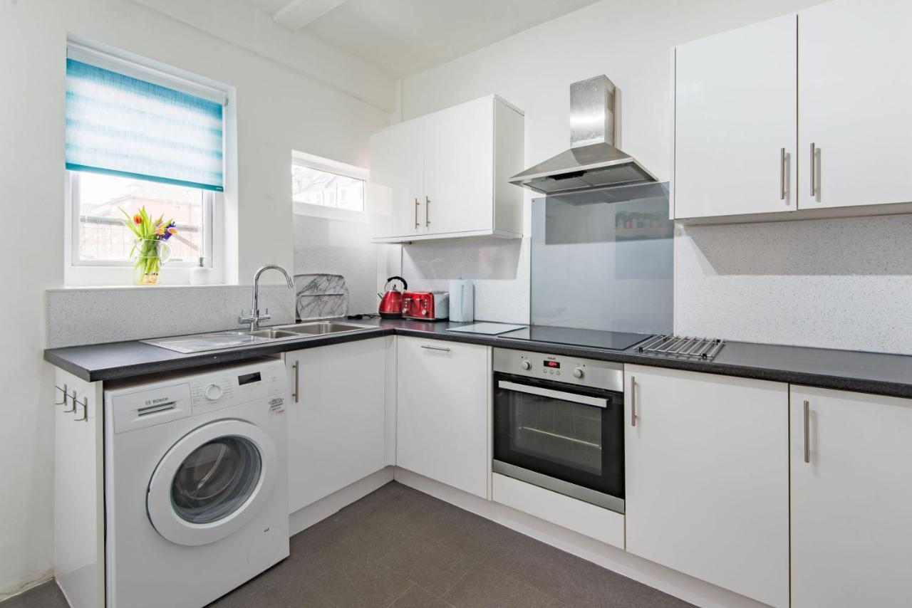Southbeach By Bloom Stays Hythe  Esterno foto